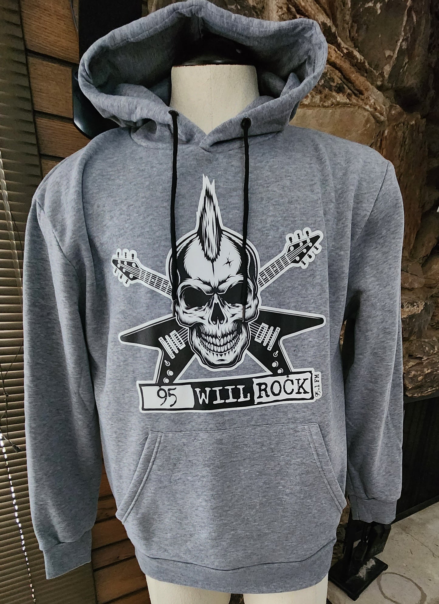 95 WIIL Rock Flying V-Skull Cross Gray Hoodie