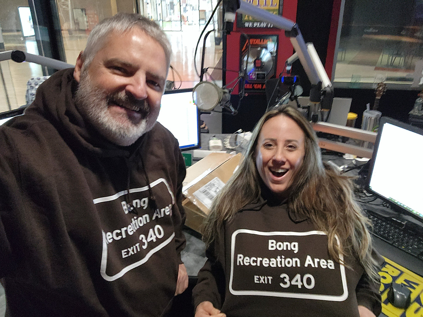 95 WIIL Rock Bong Recreation Hoodie