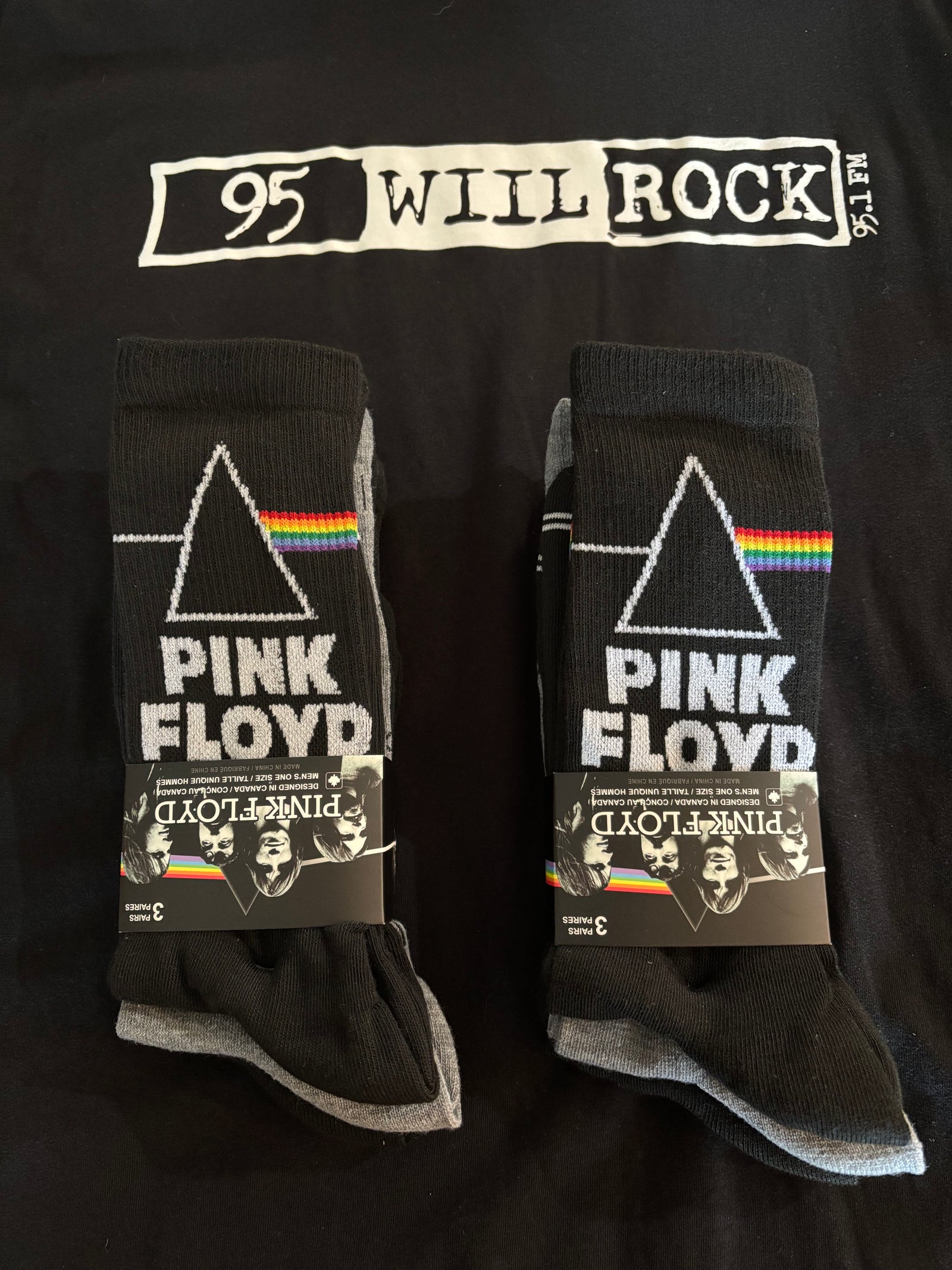 Pink Floyd Socks - 3 pack - SIZE MEDIUM (MEN 7-12 WOMEN 6-9.5)